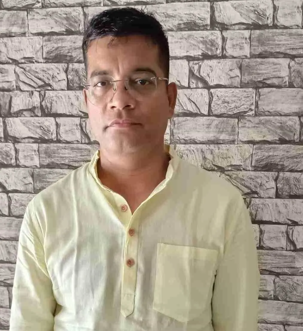 Mr. Upendra Kumar Tiwari